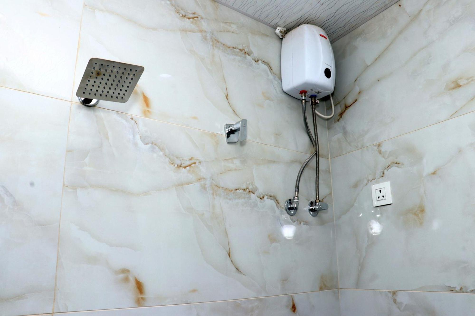 Hotel Comfy Inn Мумбаї Екстер'єр фото